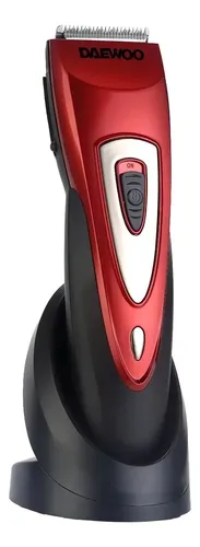 Corta Pelo Inalámbrica Recargable Daewoo Dhc 2112 Accesorios Color Rojo